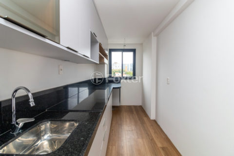 Image 31 - 980474