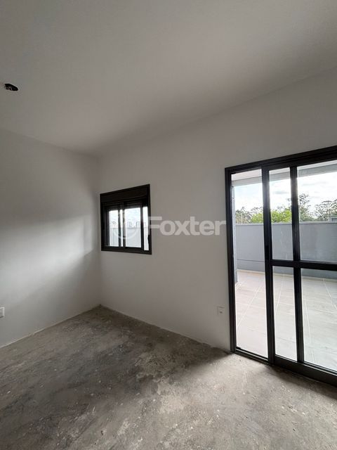 Image 3 - 980530