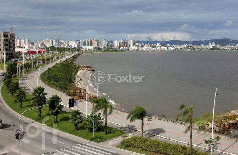 Image 22 - 980579