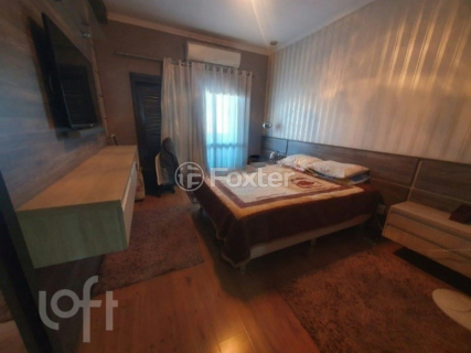 Image 3 - 980689