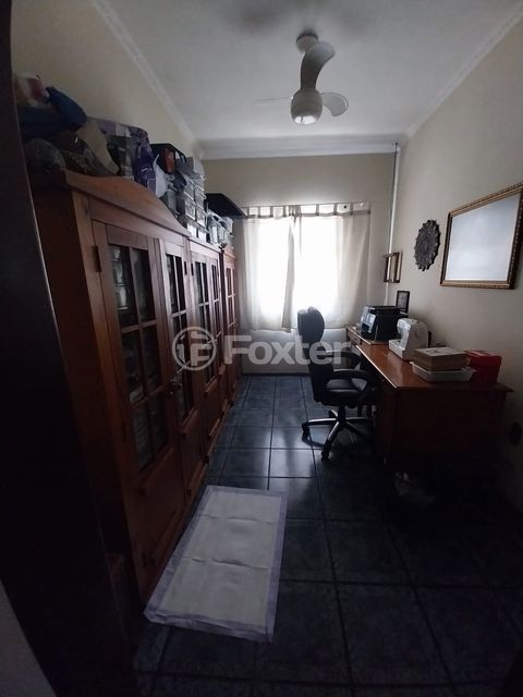 Image 9 - 980907