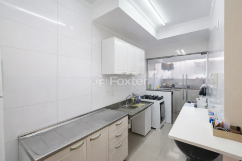 Image 3 - 980915