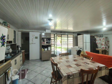 Image 34 - 980945