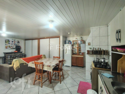 Image 27 - 980945