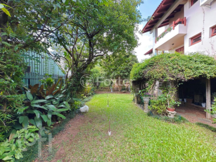 Image 61 - 980982
