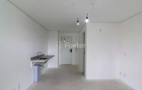 Image 3 - 981071