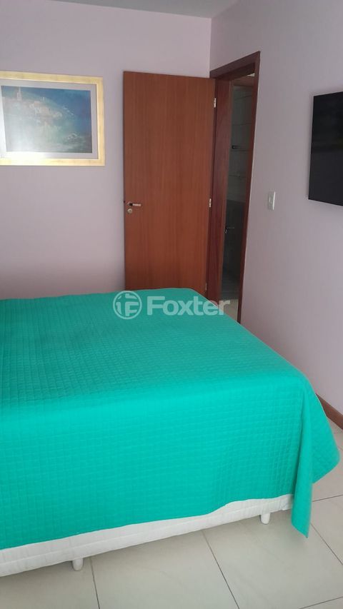 Image 5 - 981147