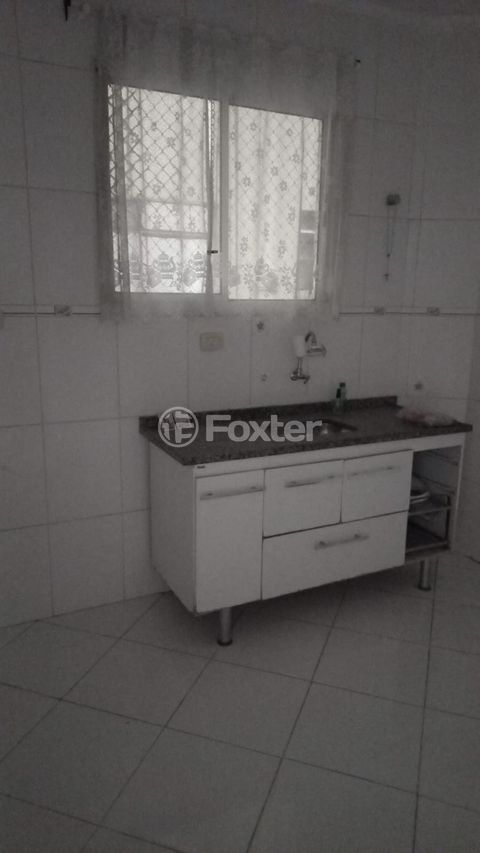 Image 4 - 981295