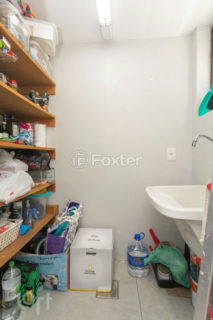 Image 9 - 981374