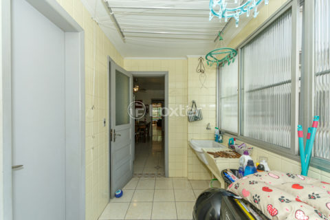 Image 63 - 981492