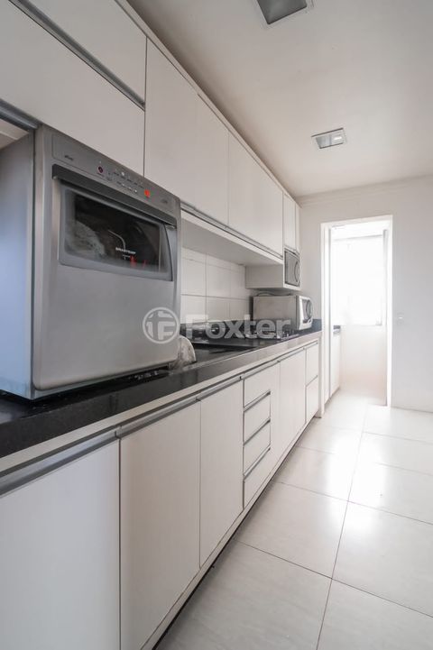 Image 3 - 981515