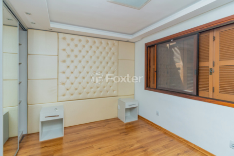 Image 7 - 981540
