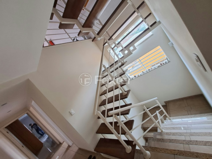 Image 36 - 981544