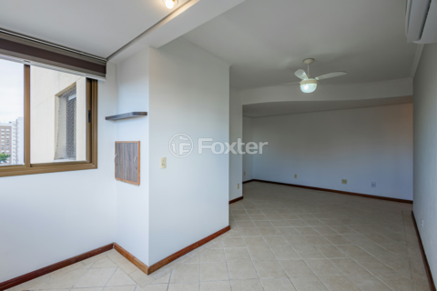 Image 3 - 981584