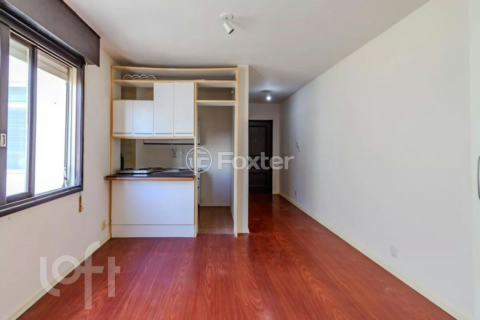 Image 7 - 981621