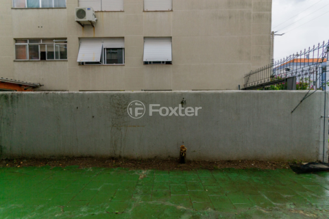 Image 15 - 981687
