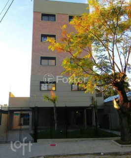 Image 7 - 981851