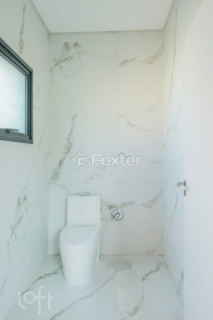 Image 7 - 981859