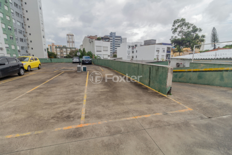 Image 20 - 981867