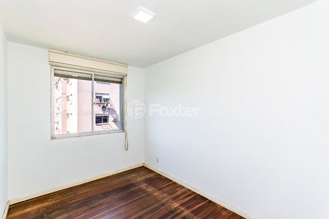 Image 7 - 981916