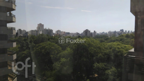 Image 9 - 982076