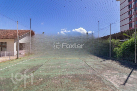 Image 32 - 982110