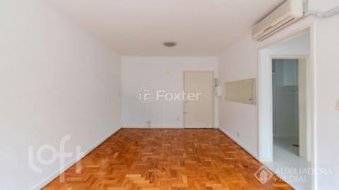 Image 3 - 982125
