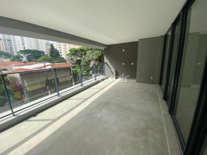 Image 1 - 982132