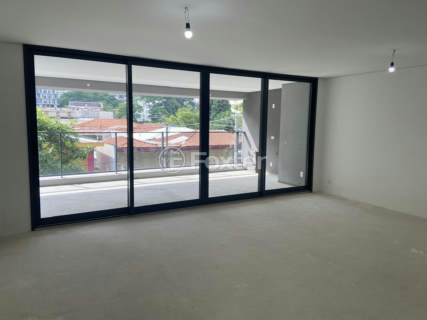 Image 3 - 982132