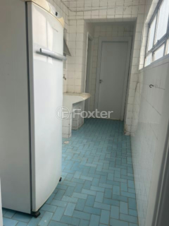 Image 5 - 982340