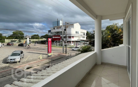 Image 21 - 982363