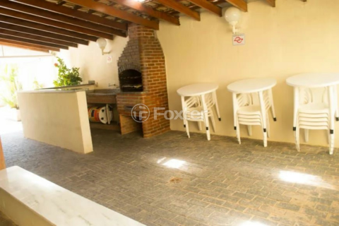 Image 39 - 982447