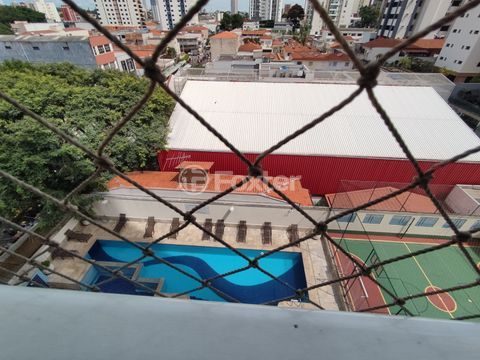 Image 6 - 982456