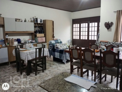 Image 30 - 982457
