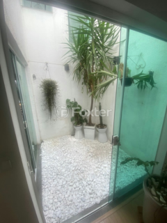 Image 4 - 982458
