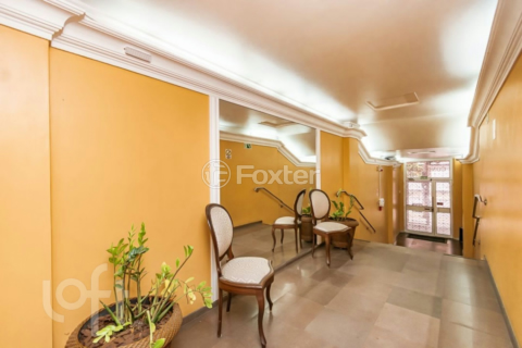 Image 44 - 982465