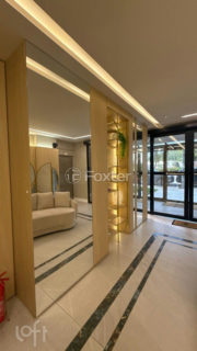Image 65 - 982497