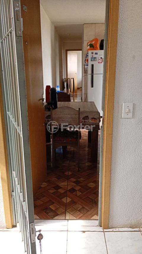 Image 3 - 982501