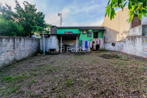 Image 29 - 982502