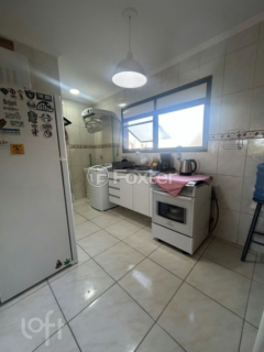 Image 4 - 982547