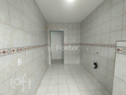 Image 5 - 982558