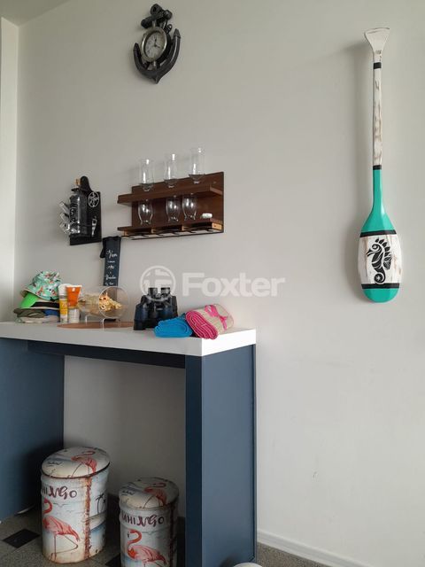 Image 21 - 982583