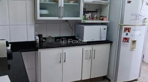 Image 4 - 982599