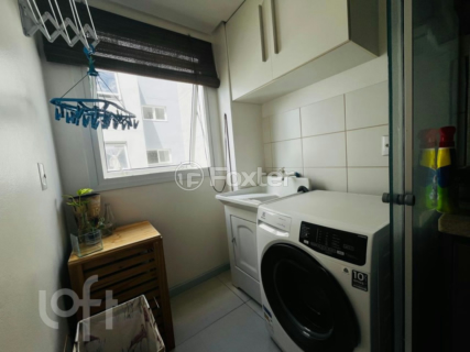 Image 3 - 982623