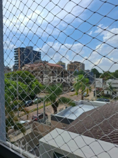 Image 11 - 982630