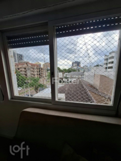 Image 8 - 982630