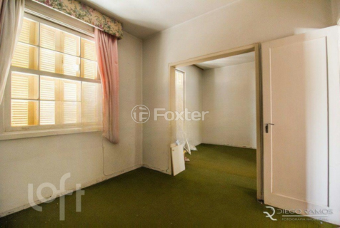 Image 7 - 982632