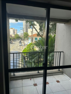 Image 1 - 982704