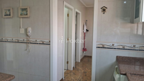 Image 33 - 982771