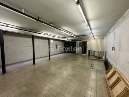 Image 1 - 982822